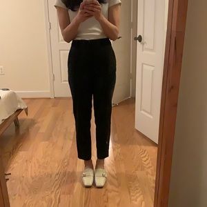 Vintage look white shoes with faux pearl